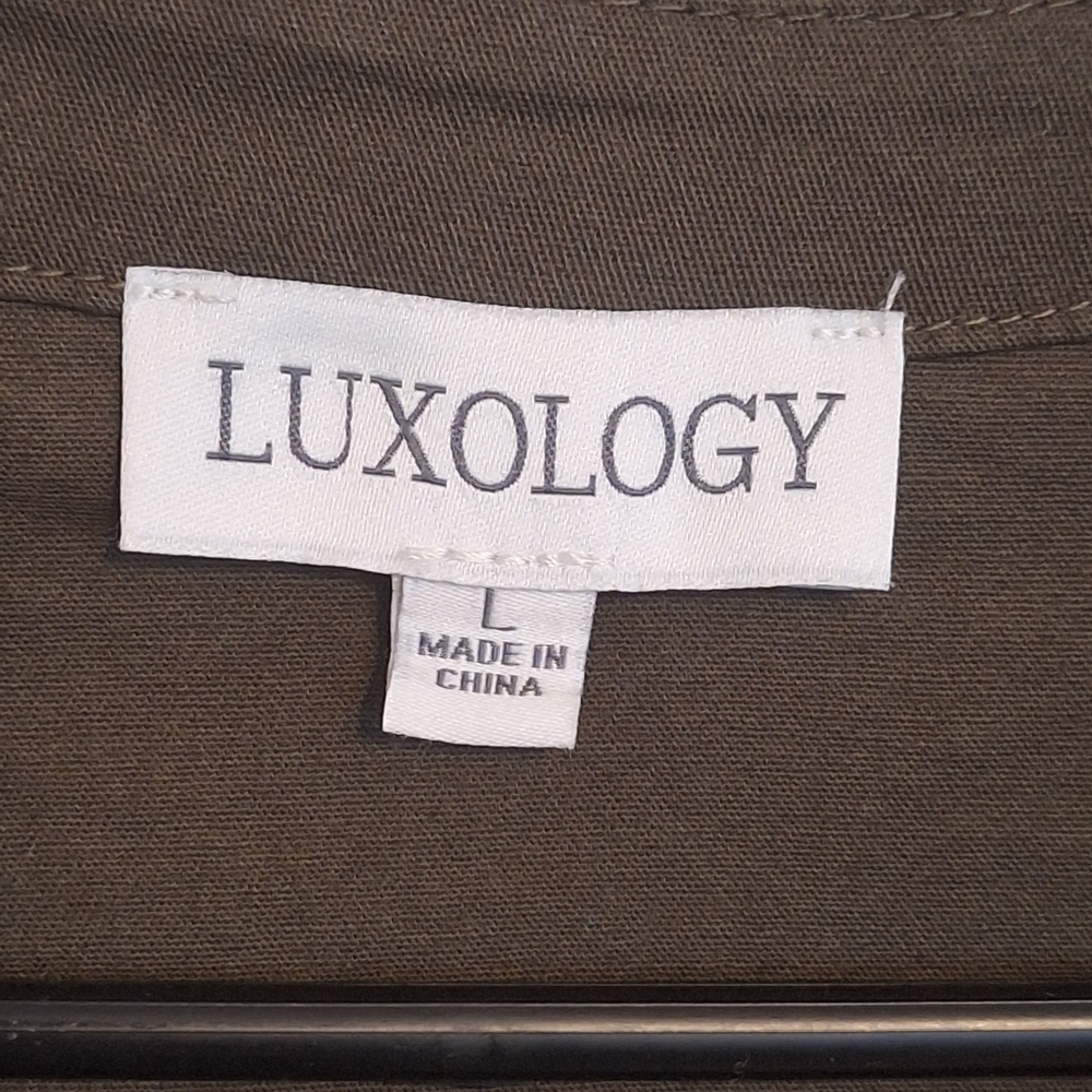 Luxology Olive Green V-Neck Short Romper - Picture 2 of 12